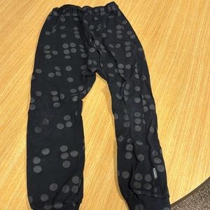 Nununu light baggy pants, size 10/11. Gentle used condition.